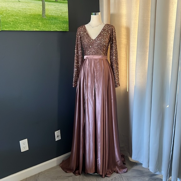 Elegant long dress Dusty  Rose Color Size 4 Small - Picture 11 of 12